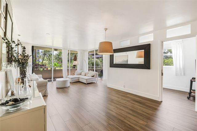 170 Ocean Lane Dr 305, Key Biscayne, FL 33149