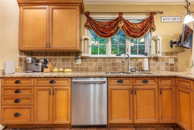 2020 Coolidge Drive, Oakwood, OH 45419