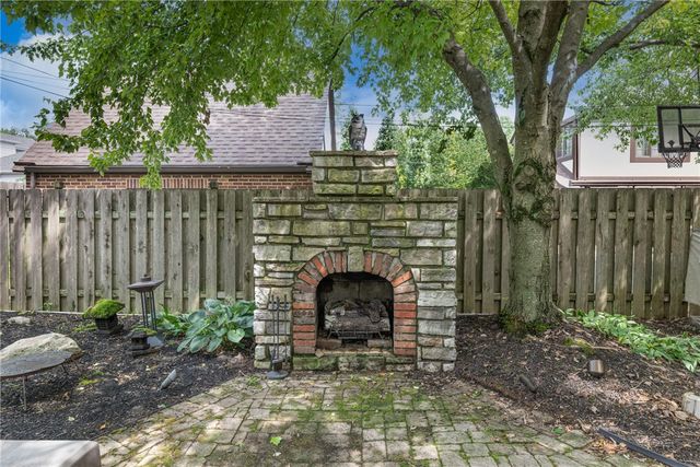 2020 Coolidge Drive, Oakwood, OH 45419
