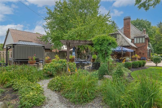 2020 Coolidge Drive, Oakwood, OH 45419