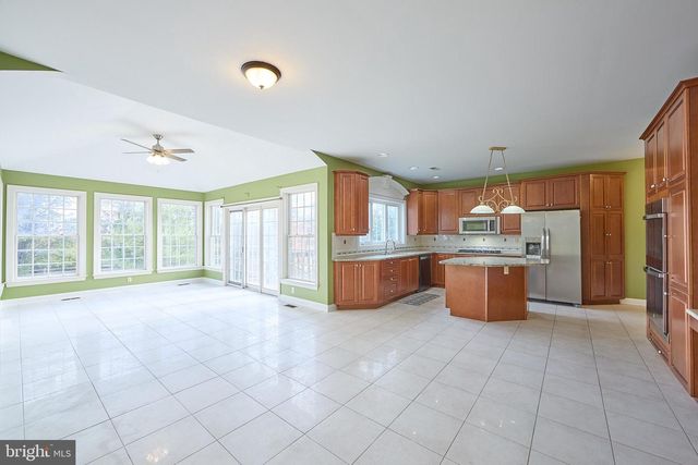 1401 HAMPSTEAD CT, Blue Bell, PA 19422