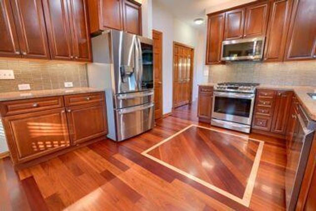 6255 Spinnaker Drive, Lewis Center, OH 43035