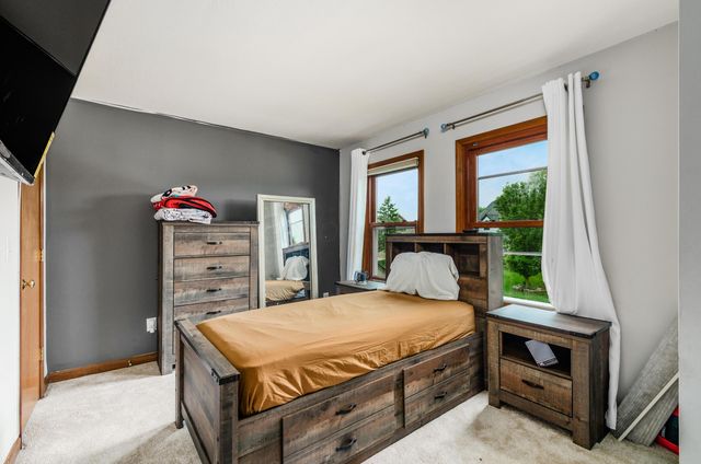 6255 Spinnaker Drive, Lewis Center, OH 43035