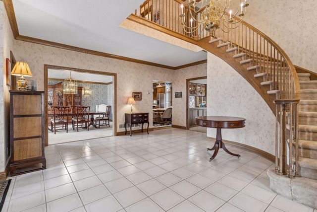 1337 Woodland Drive SW, Rochester, MN 55902