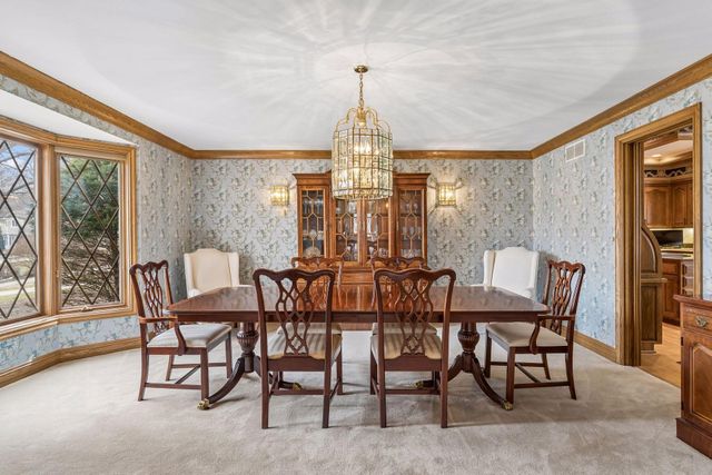 1337 Woodland Drive SW, Rochester, MN 55902