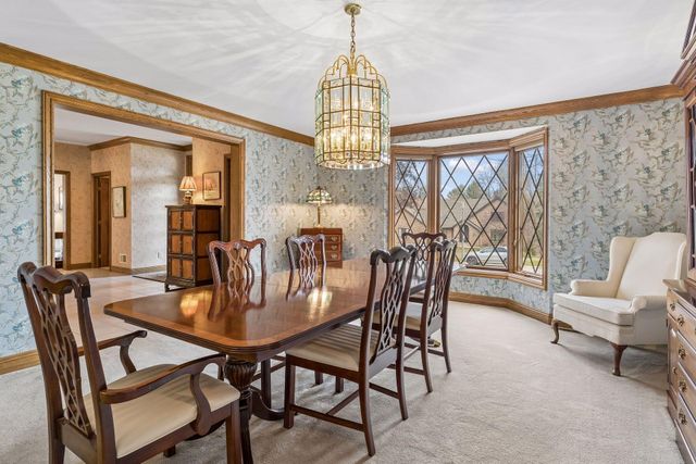 1337 Woodland Drive SW, Rochester, MN 55902