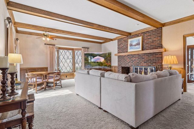 1337 Woodland Drive SW, Rochester, MN 55902