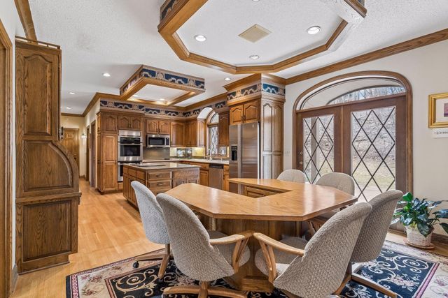 1337 Woodland Drive SW, Rochester, MN 55902