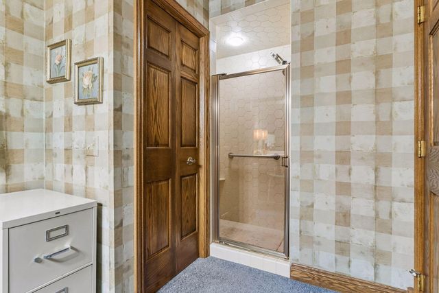 1337 Woodland Drive SW, Rochester, MN 55902