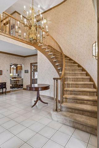 1337 Woodland Drive SW, Rochester, MN 55902