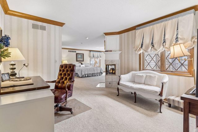 1337 Woodland Drive SW, Rochester, MN 55902