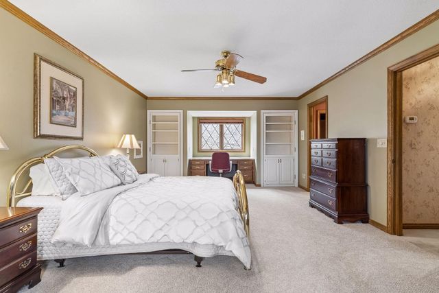 1337 Woodland Drive SW, Rochester, MN 55902