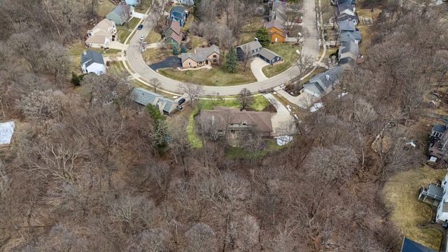 1337 Woodland Drive SW, Rochester, MN 55902