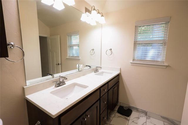 2213 Bent Tree Road, Shawnee, OK 74804