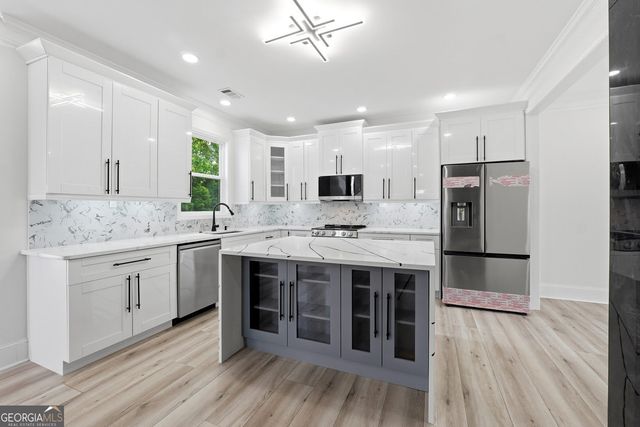 5061 Kingsbridge Pass, Powder Springs, GA 30127