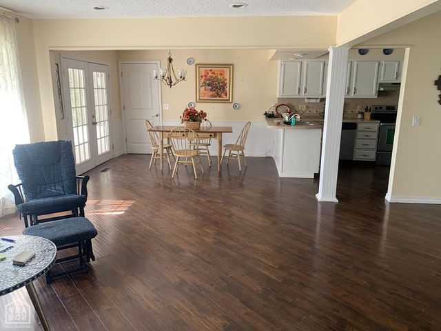 151 Fulbright Drive, Mountain Home, AR 72653