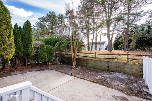 28 Tulip Court, Howell, NJ 07731