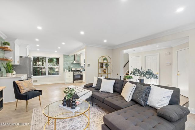 28 Tulip Court, Howell, NJ 07731