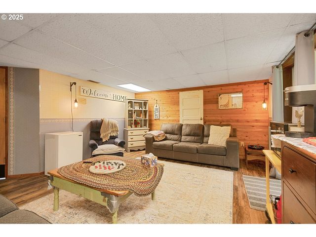 93200 EVERGREEN Rd, Astoria, OR 97103