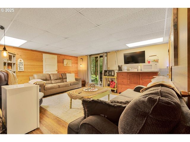 93200 EVERGREEN Rd, Astoria, OR 97103