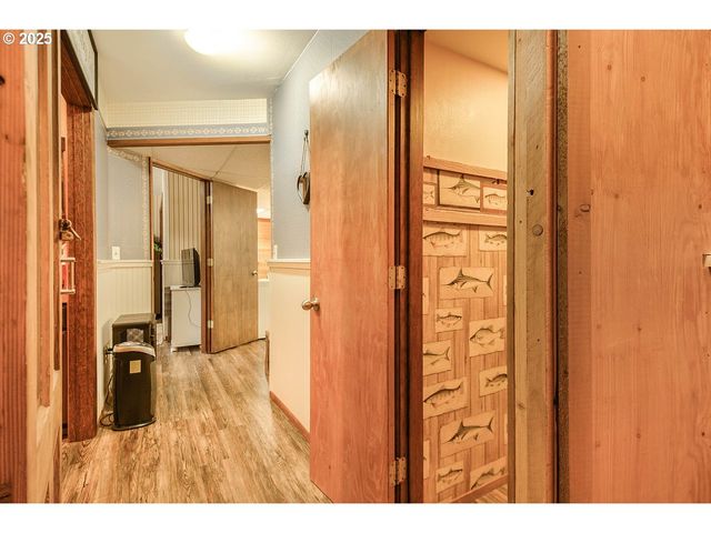 93200 EVERGREEN Rd, Astoria, OR 97103