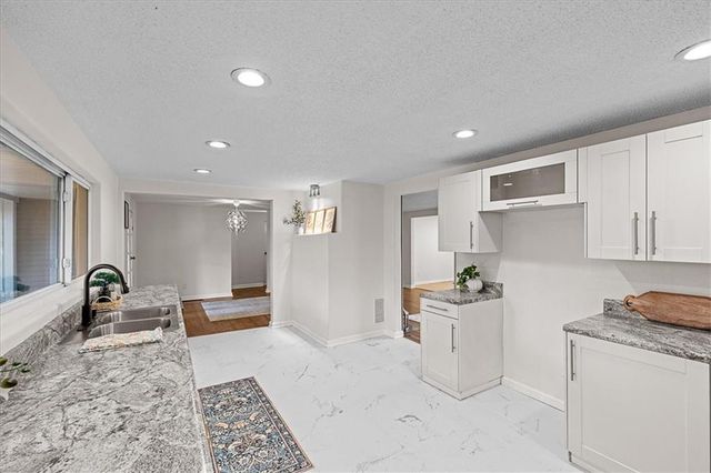 5105 S Marion Avenue, Independence, MO 64055