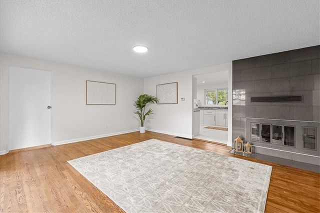 5105 S Marion Avenue, Independence, MO 64055