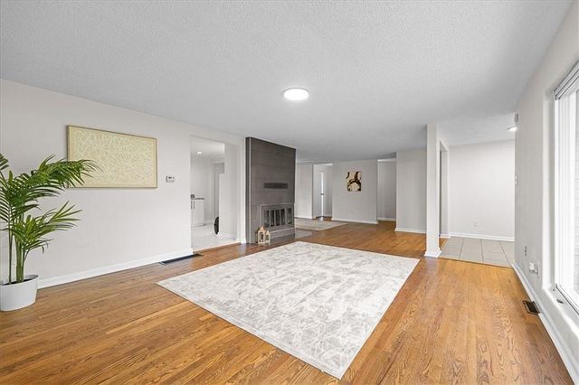 5105 S Marion Avenue, Independence, MO 64055