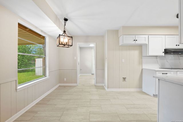3114 Satellite Dr, San Antonio, TX 78217