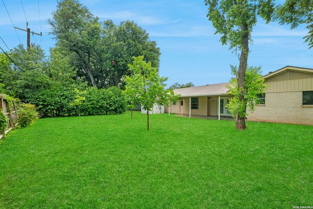 3114 Satellite Dr, San Antonio, TX 78217