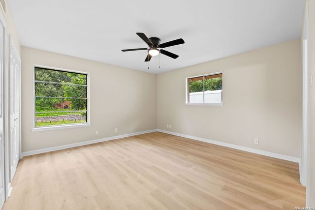 3114 Satellite Dr, San Antonio, TX 78217