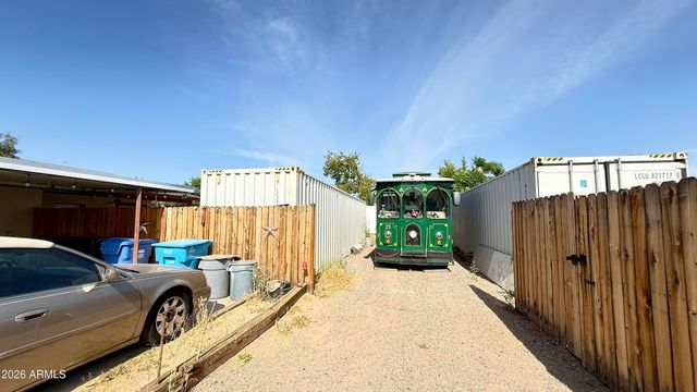 2639 N 28TH Place, Phoenix, AZ 85008