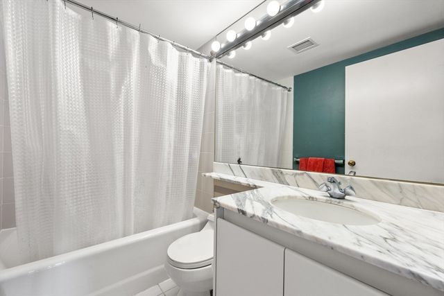 75-83 Cambridge Parkway 203, Cambridge, MA 02142