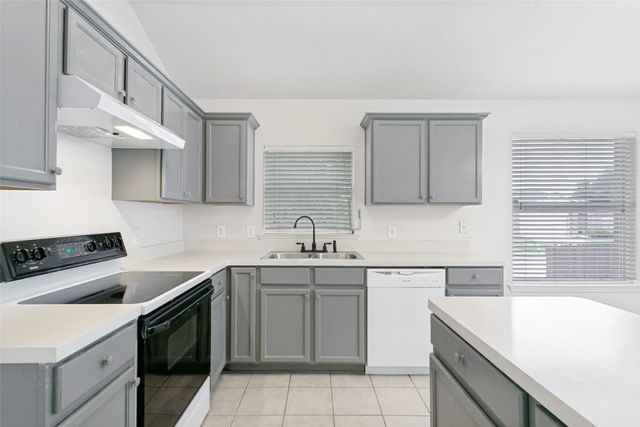 4501 Claret Court, Denton, TX 76226