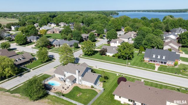 6201 Willow Springs Road, Springfield, IL 62712