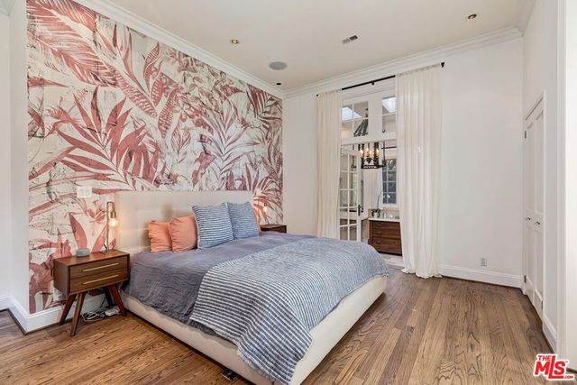 2806 Nichols Canyon Road, Los Angeles, CA 90046