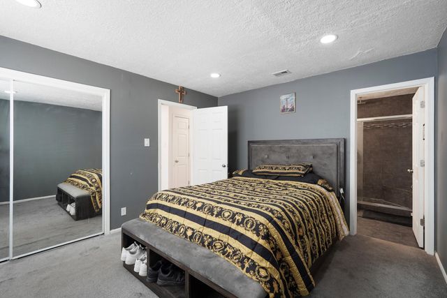 241 Shirley Street NE, Albuquerque, NM 87123