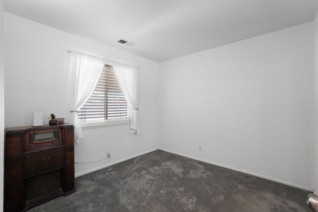 241 Shirley Street NE, Albuquerque, NM 87123