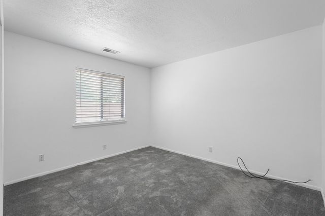 241 Shirley Street NE, Albuquerque, NM 87123