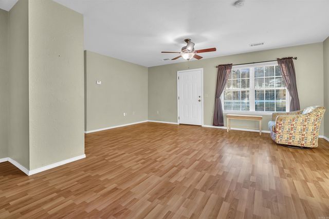 306 N Bentley Street, Morrilton, AR 72110