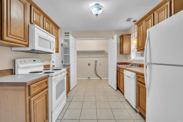 306 N Bentley Street, Morrilton, AR 72110