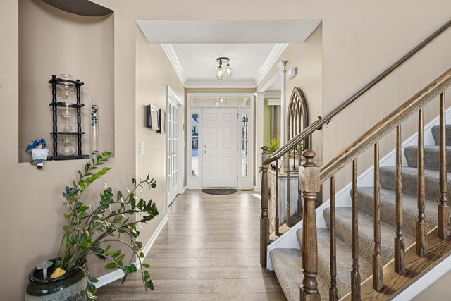 3 Birchwood Court, Lake In The Hills, IL 60156