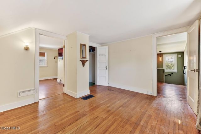 1817 Nott Street, Schenectady, NY 12309
