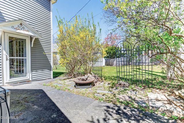 1817 Nott Street, Schenectady, NY 12309