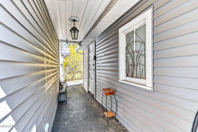 1817 Nott Street, Schenectady, NY 12309