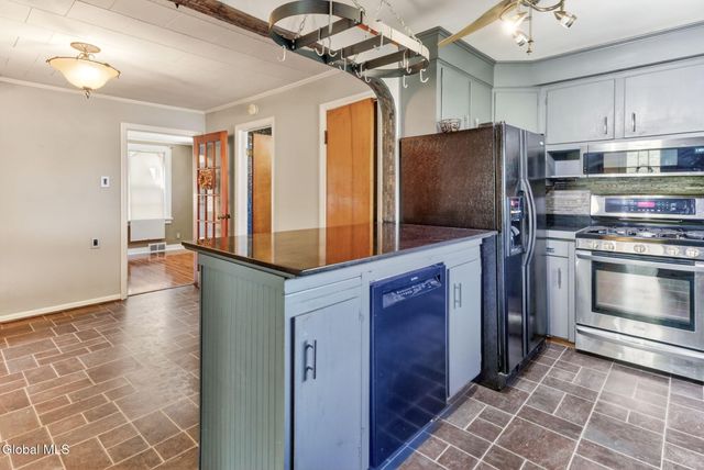 1817 Nott Street, Schenectady, NY 12309