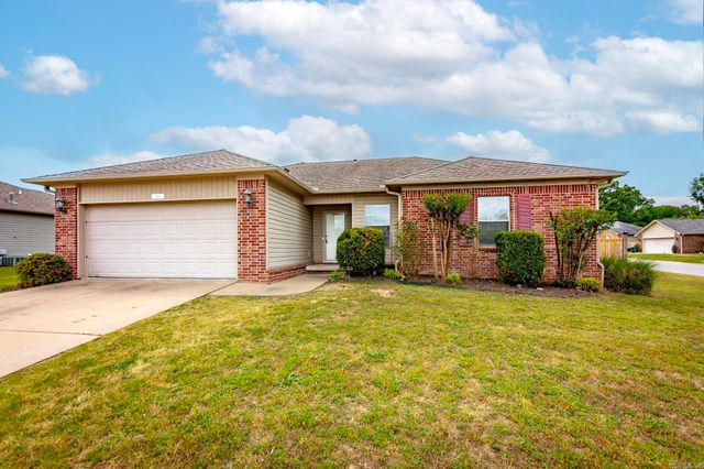 37 Mustang Drive, Cabot, AR 72023