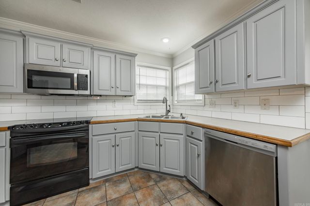 37 Mustang Drive, Cabot, AR 72023