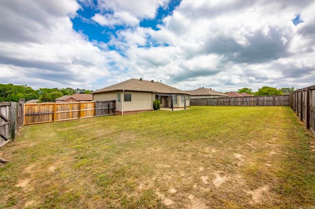 37 Mustang Drive, Cabot, AR 72023