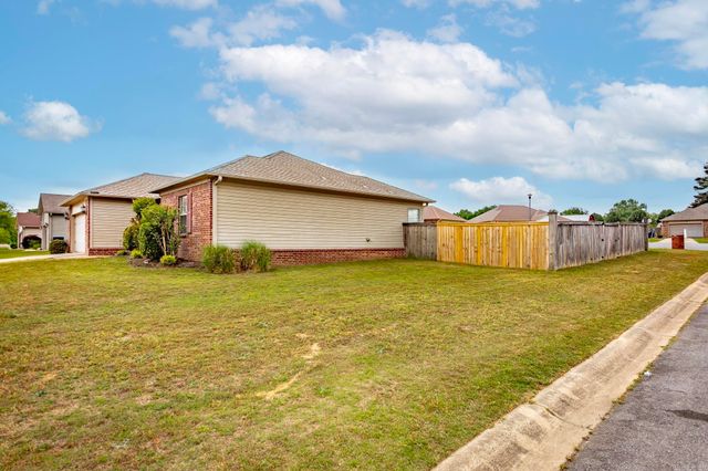 37 Mustang Drive, Cabot, AR 72023